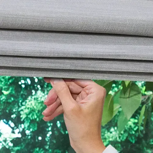 The Roman Shades-push/pull